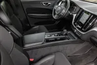 Volvo XC60 din 2020 cu 80.142 km - oferta VOL126231 - foto 4