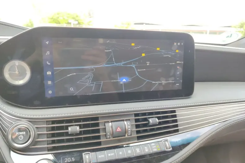 Lexus LS 500 din 2023 cu 15.050 km - oferta LEX126232 - foto 10