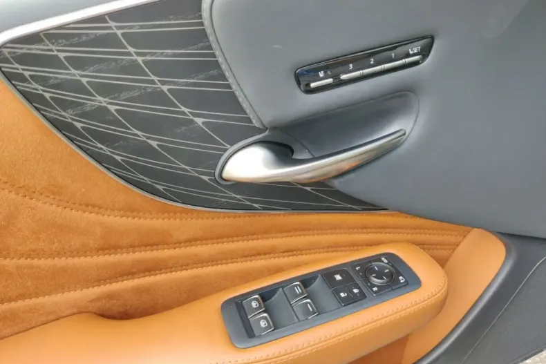 Lexus LS 500 din 2023 cu 15.050 km - oferta LEX126232 - foto 13