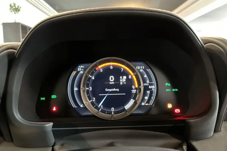 Lexus LC 500 din 2023 cu 1.100 km - oferta LEX126240 - foto 15