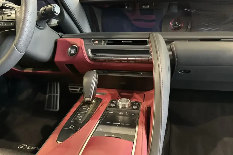 Lexus LC 500 din 2023 cu 1.100 km - oferta LEX126240 - foto 17