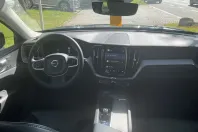 Volvo XC60 din 2022 cu 28.000 km - oferta VOL126245 - foto 6