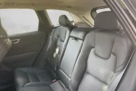Volvo XC60 din 2022 cu 28.000 km - oferta VOL126245 - foto 10