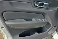 Volvo XC60 din 2022 cu 24.610 km - oferta VOL126246 - foto 7