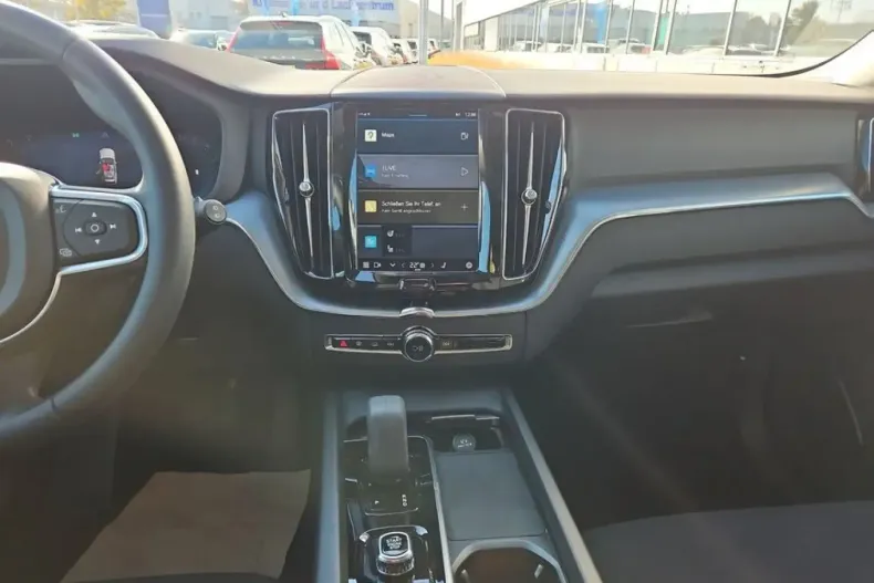 Volvo XC60 din 2022 cu 33.046 km - oferta VOL126247 - foto 8