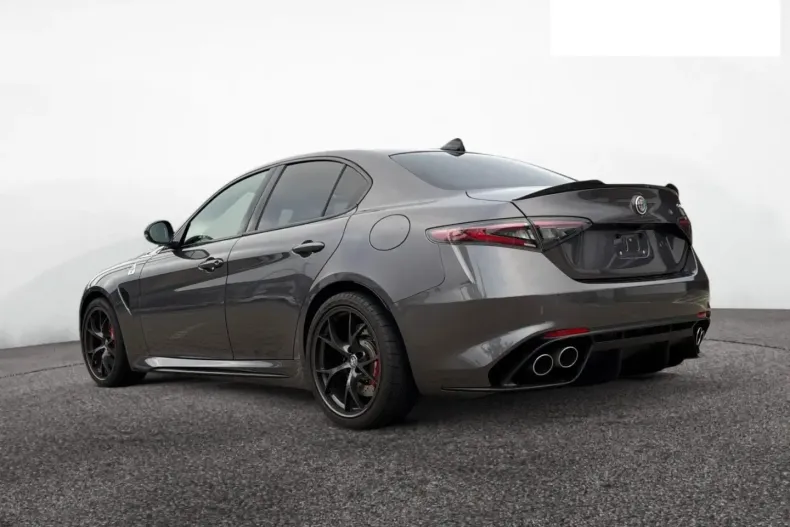 Alfa Romeo Giulia din 2024 cu 7.500 km - oferta ALF126248 - foto 2