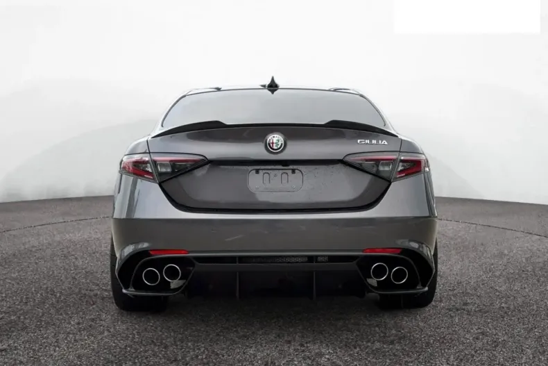 Alfa Romeo Giulia din 2024 cu 7.500 km - oferta ALF126248 - foto 4