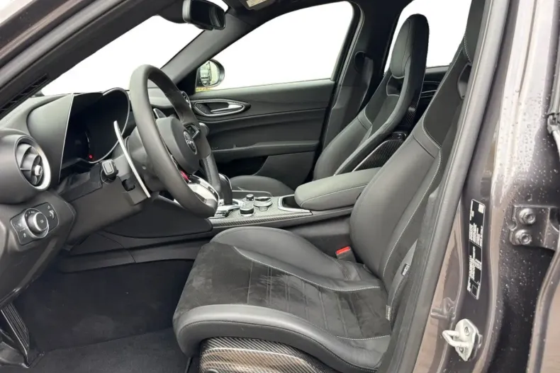 Alfa Romeo Giulia din 2024 cu 7.500 km - oferta ALF126248 - foto 9