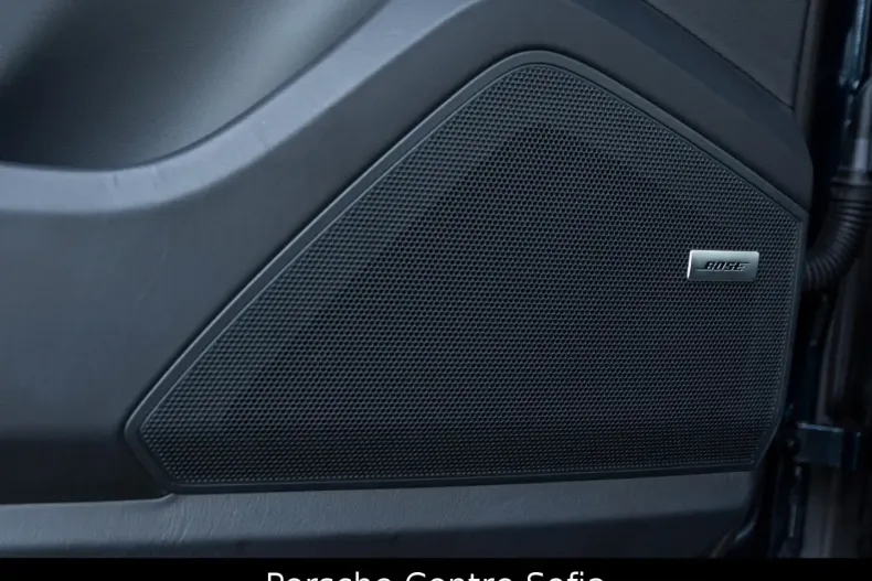 Porsche Cayenne din 2023 cu 10.461 km - oferta POR126249 - foto 27