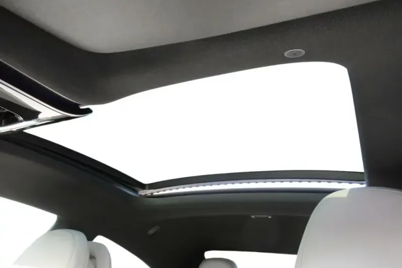 Mercedes-Benz CLE 300 din 2023 cu 5.000 km - oferta MER126253 - foto 14