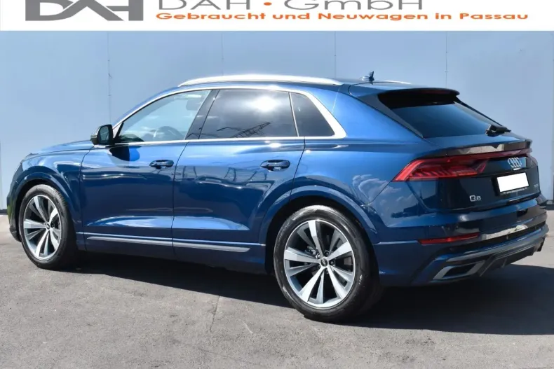 Audi Q8 din 2022 cu 20.411 km - oferta AUD126258 - foto 3