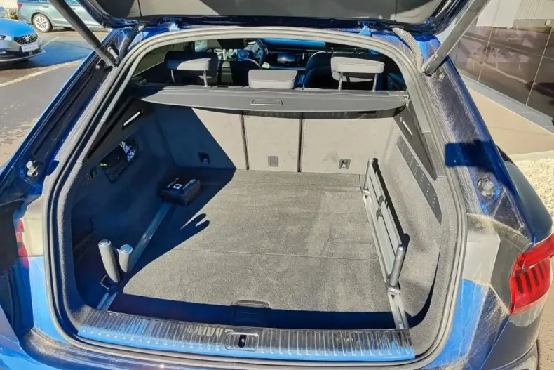 Audi Q8 din 2022 cu 20.411 km - oferta AUD126258 - foto 15