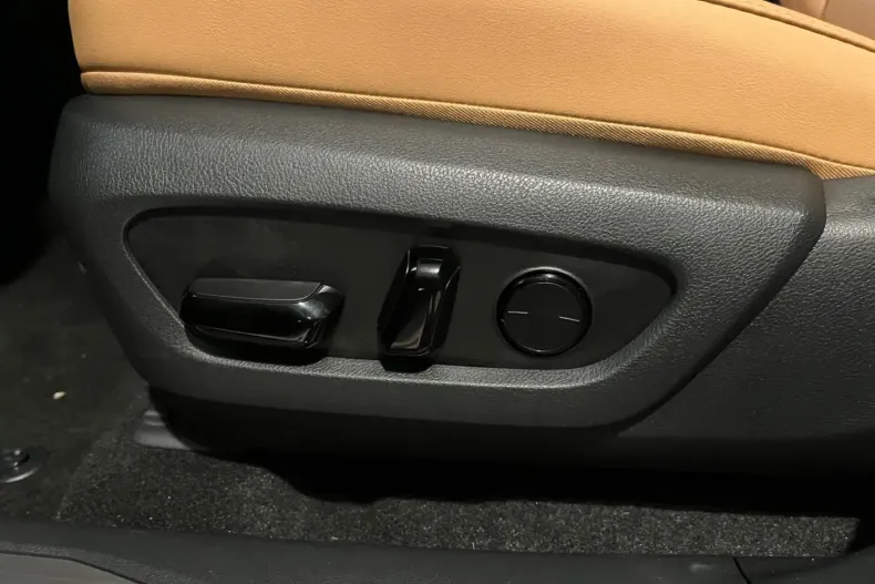 Lexus RX 350 din 2023 cu 21.000 km - oferta LEX126259 - foto 18