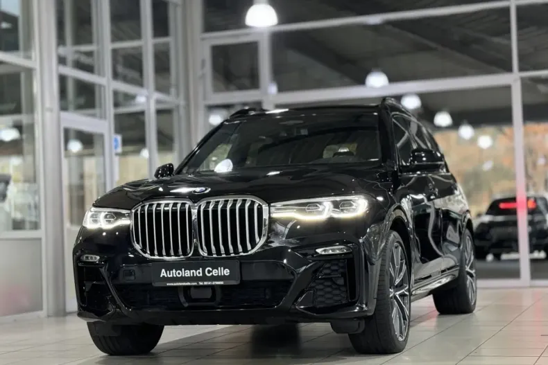 BMW X7 din 2022 cu 67.520 km - oferta BMW126263 - foto 1