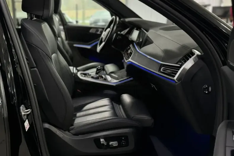 BMW X7 din 2022 cu 67.520 km - oferta BMW126263 - foto 15