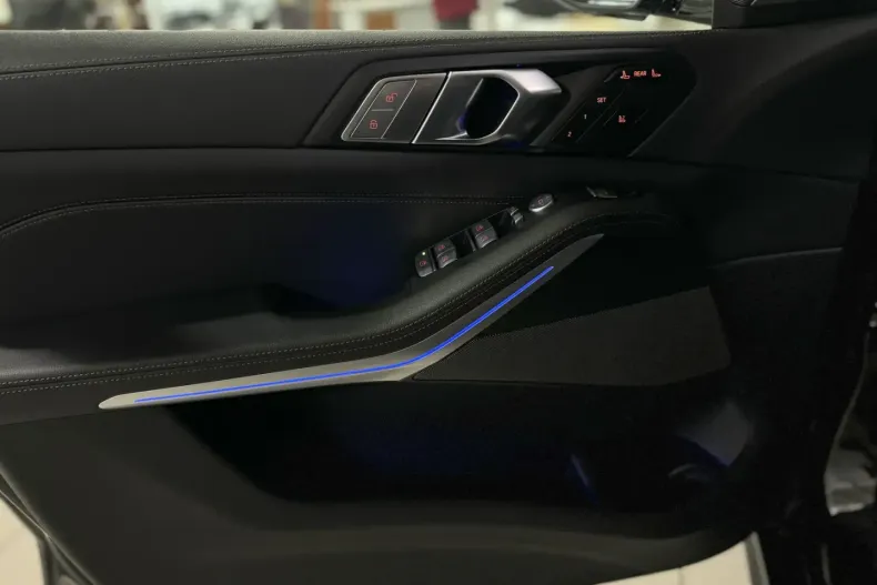 BMW X7 din 2022 cu 67.520 km - oferta BMW126263 - foto 18