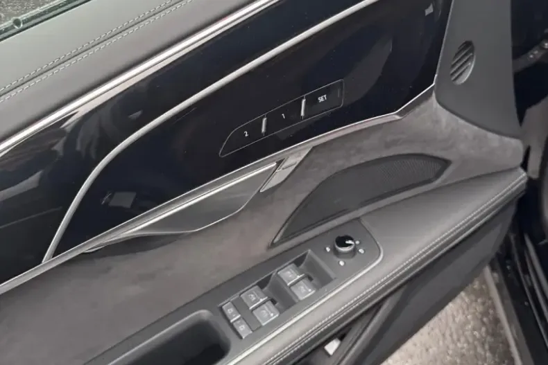 Audi A8 din 2023 cu 20.000 km - oferta AUD126267 - foto 10