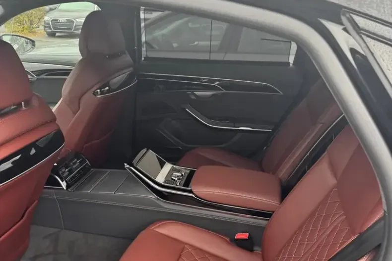 Audi A8 din 2023 cu 20.000 km - oferta AUD126267 - foto 13