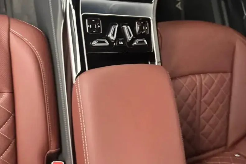 Audi A8 din 2023 cu 20.000 km - oferta AUD126267 - foto 14