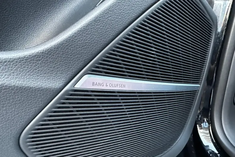 Audi SQ8 din 2022 cu 53.900 km - oferta AUD126269 - foto 16