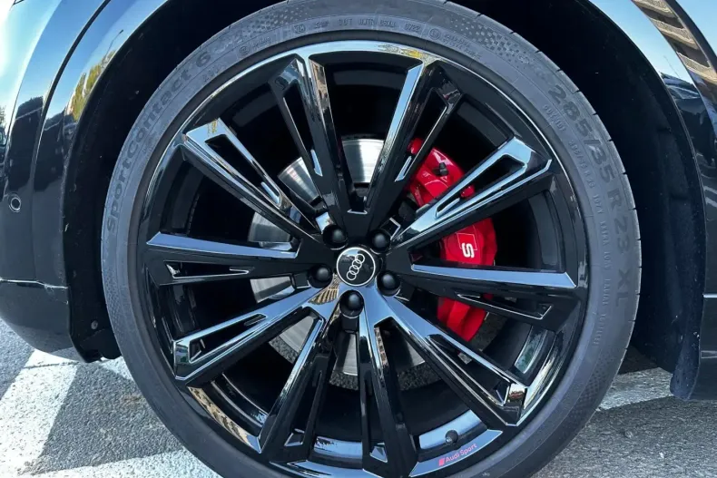 Audi SQ8 din 2022 cu 53.900 km - oferta AUD126269 - foto 24