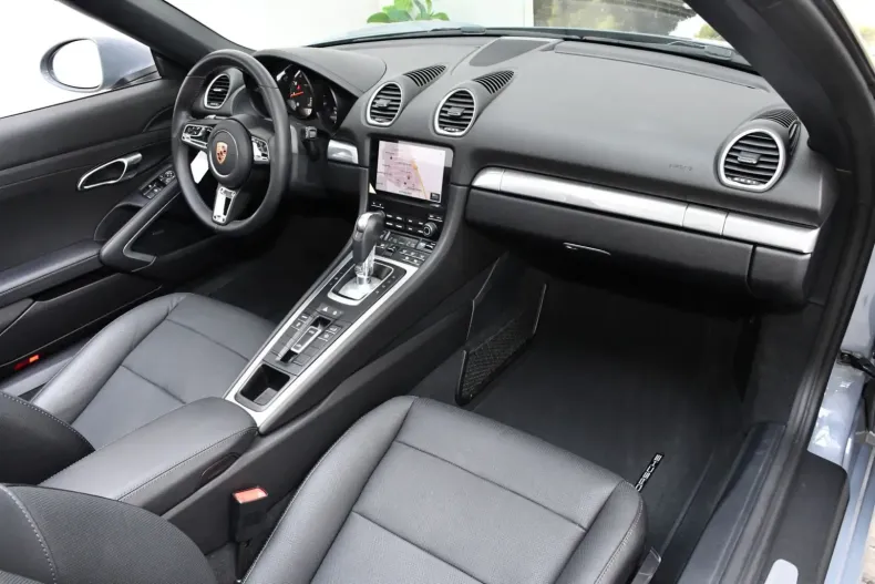 Porsche Boxster din 2024 cu 6.150 km - oferta POR126271 - foto 20