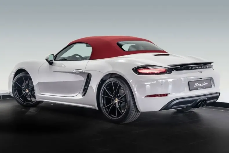 Porsche Boxster din 2024 cu 7.900 km - oferta POR126273 - foto 3