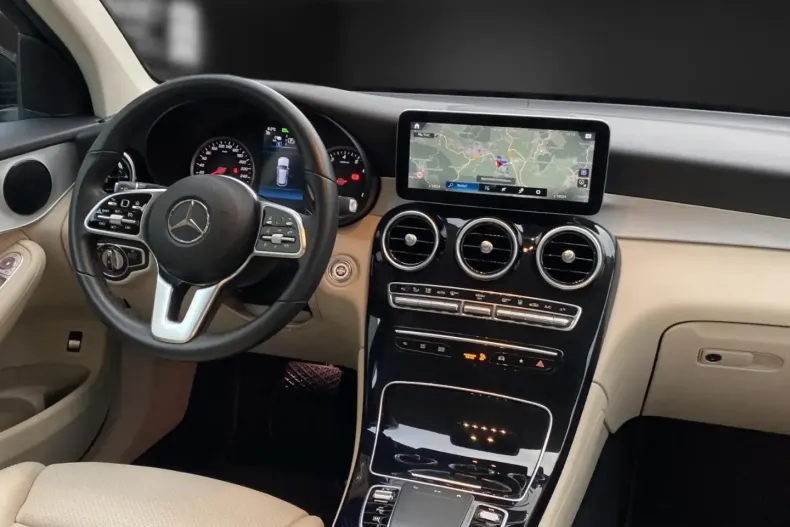 Mercedes-Benz GLC 300 din 2021 cu 19.030 km - oferta MER126274 - foto 9