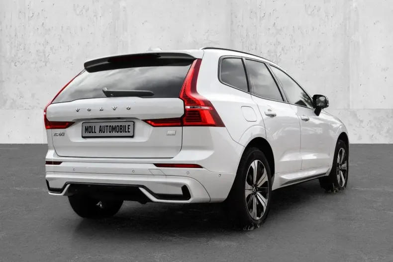 Volvo XC60 din 2023 cu 5.980 km - oferta VOL126279 - foto 2