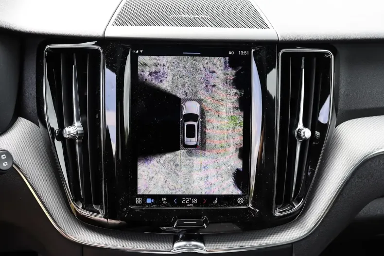 Volvo XC60 din 2023 cu 5.980 km - oferta VOL126279 - foto 8