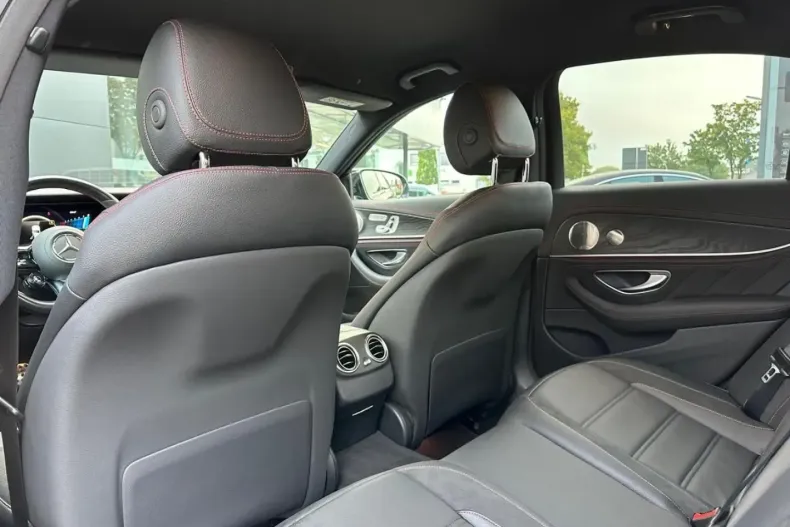 Mercedes-Benz E 53 AMG din 2021 cu 48.300 km - oferta MER126281 - foto 19