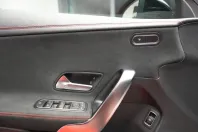 Mercedes-Benz CLA 220 din 2022 cu 51.980 km - oferta MER126283 - foto 12