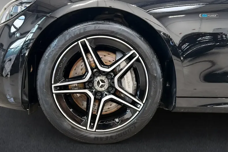 Mercedes-Benz E 300 din 2021 cu 28.950 km - oferta MER126286 - foto 6