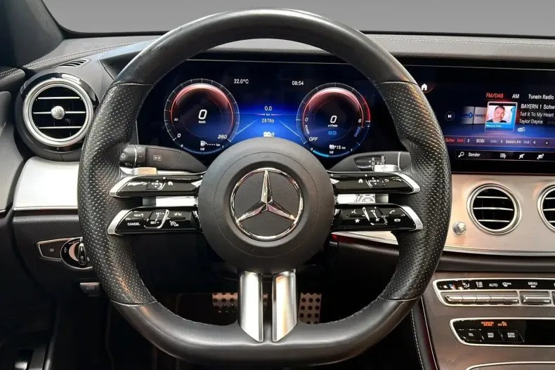 Mercedes-Benz E 300 din 2021 cu 28.950 km - oferta MER126286 - foto 8