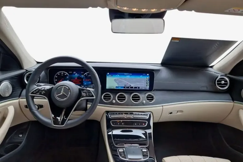 Mercedes-Benz E 300 din 2022 cu 24.300 km - oferta MER126287 - foto 6