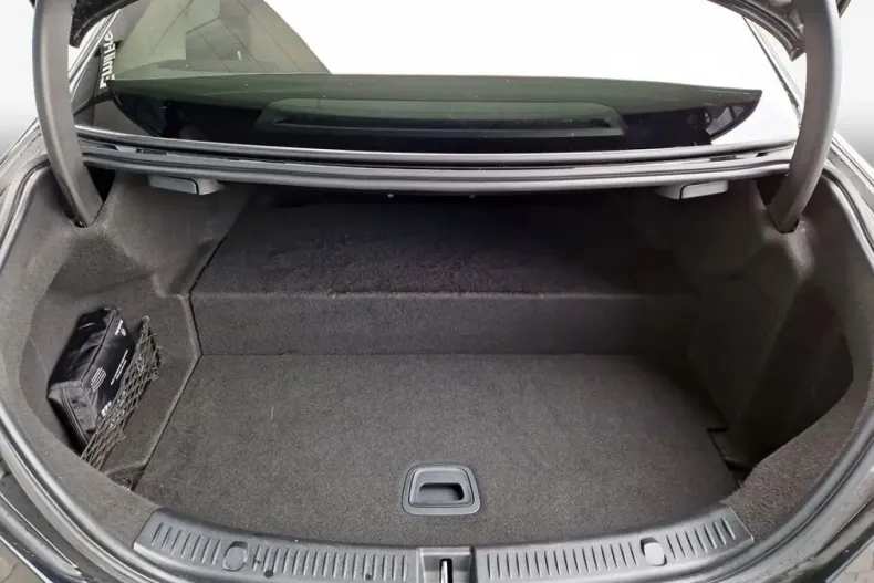 Mercedes-Benz E 300 din 2022 cu 24.300 km - oferta MER126287 - foto 15