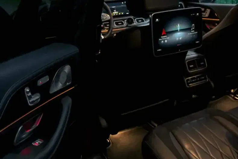 Mercedes-Benz GLS 63 din 2023 cu 35.000 km - oferta MER126290 - foto 19