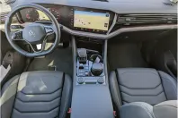 Volkswagen Touareg din 2024 cu 20 km - oferta VOL126296 - foto 4