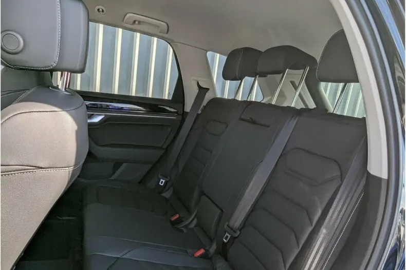 Volkswagen Touareg din 2024 cu 20 km - oferta VOL126296 - foto 10