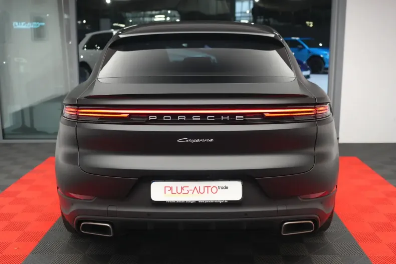 Porsche Cayenne din 2023 cu 12.500 km - oferta POR126303 - foto 3