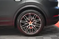 Porsche Cayenne din 2023 cu 12.500 km - oferta POR126303 - foto 7