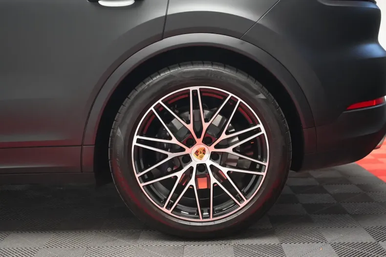 Porsche Cayenne din 2023 cu 12.500 km - oferta POR126303 - foto 7