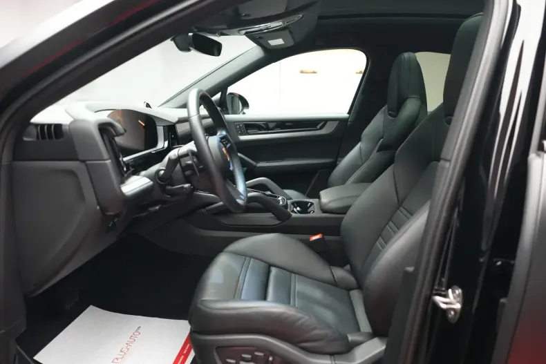 Porsche Cayenne din 2023 cu 12.500 km - oferta POR126303 - foto 13