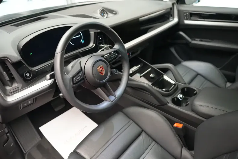 Porsche Cayenne din 2023 cu 12.500 km - oferta POR126303 - foto 14