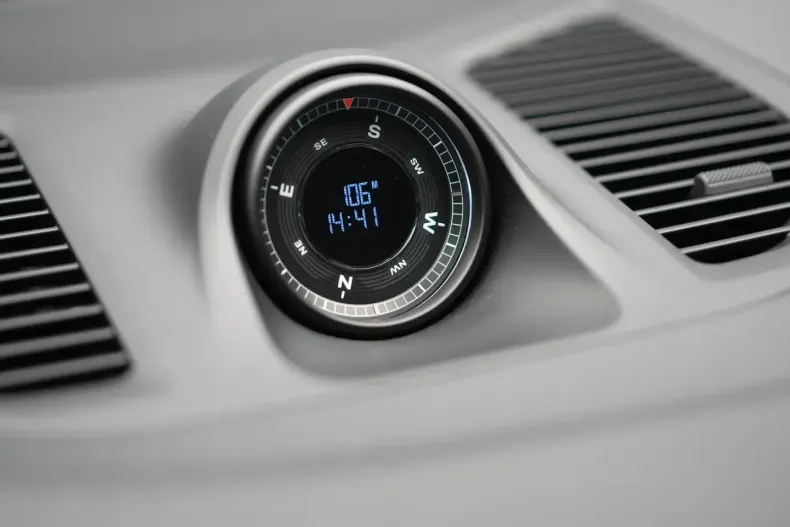 Porsche Cayenne din 2023 cu 12.500 km - oferta POR126303 - foto 18