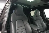 Porsche Cayenne din 2023 cu 12.500 km - oferta POR126303 - foto 25