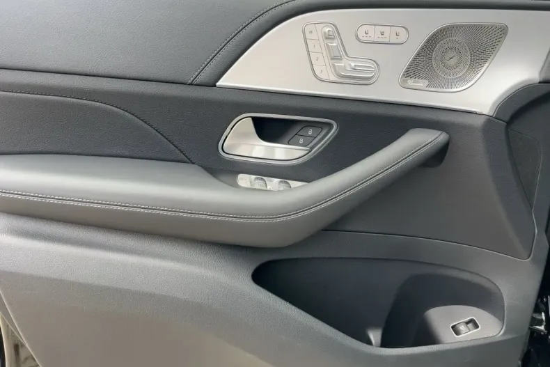 Mercedes-Benz GLE 350 din 2023 cu 18.100 km - oferta MER126305 - foto 9