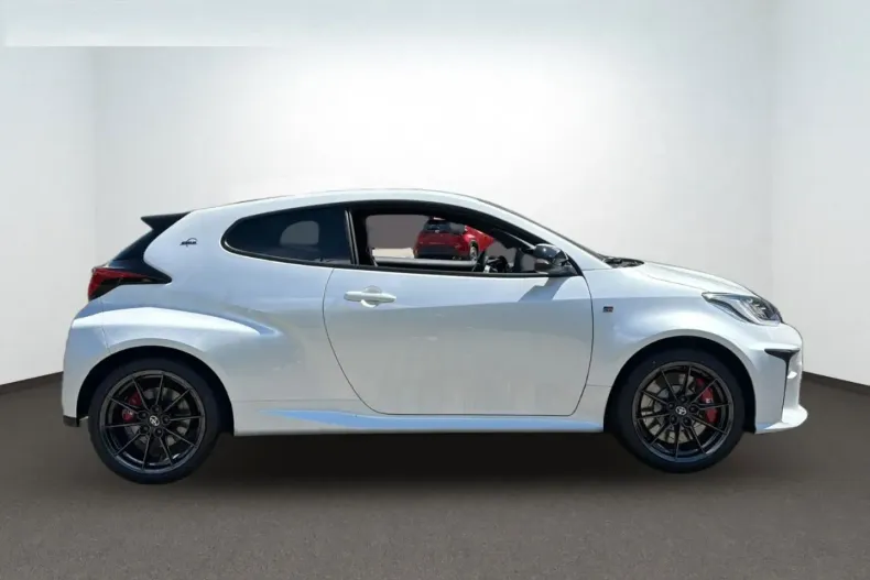 Toyota Yaris din 2024 cu 1.100 km - oferta TOY126306 - foto 4