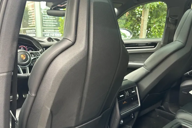 Porsche Cayenne Coupe din 2020 cu 61.000 km - oferta POR126317 - foto 16