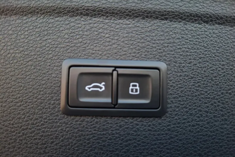 Audi Q5 din 2021 cu 169.808 km - oferta AUD126319 - foto 24